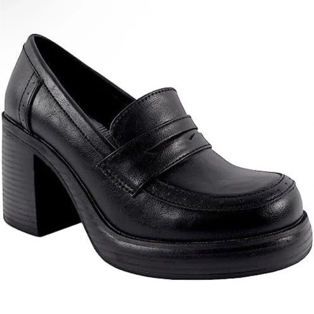 Jellypop Whitney | Y2K 
| Heeled Loafers | NEW | Black | 7